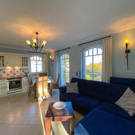 Strandpalais 9 Holiday home Kuehlungsborn